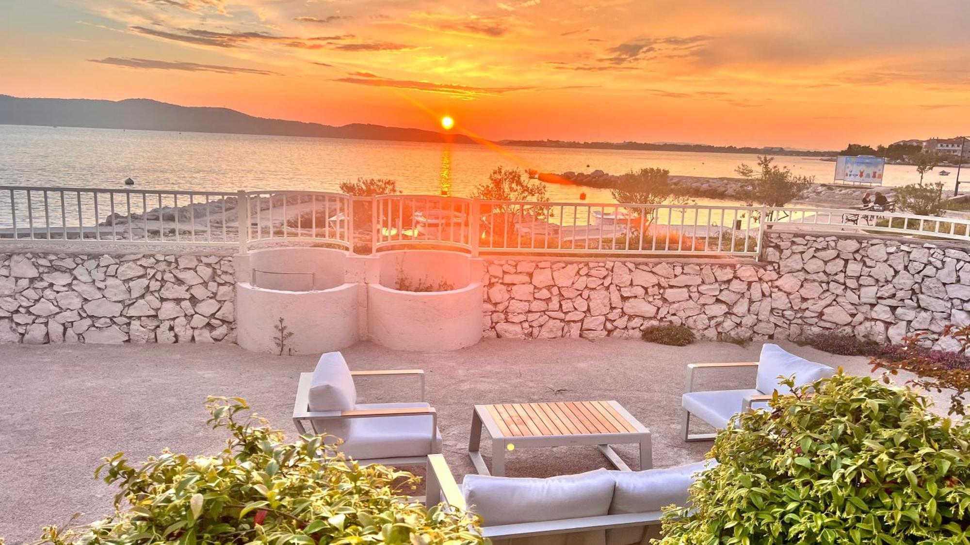 Luxury Beach Apartment W Sunset Sea Views ชิเบนิก ภายนอก รูปภาพ